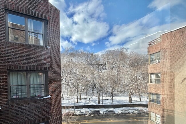 Floorplan - 12 Dongan Place