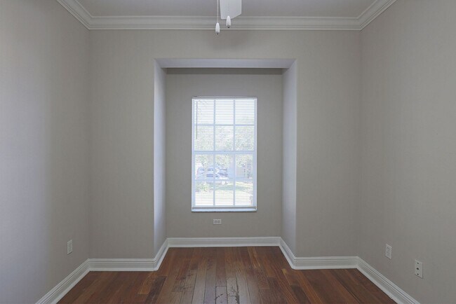 Building Photo - Villas at Venezia 4172-206