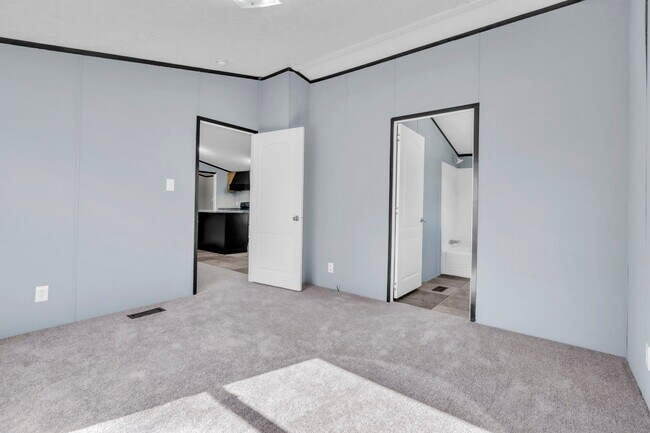 Building Photo - 1 Alice St