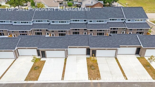Building Photo - Beautiful New Construction !