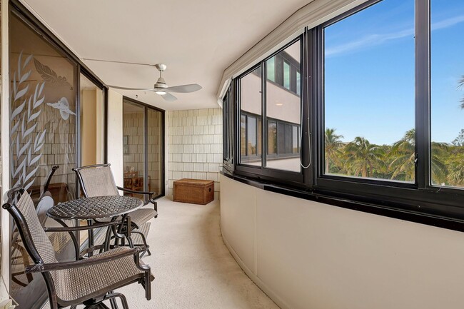Building Photo - SUNTIDE BEACH CONDO FOR RENT