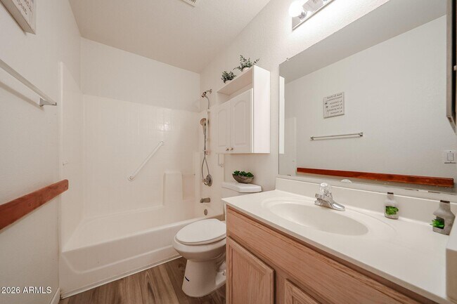 Building Photo - 7421 W Eva St