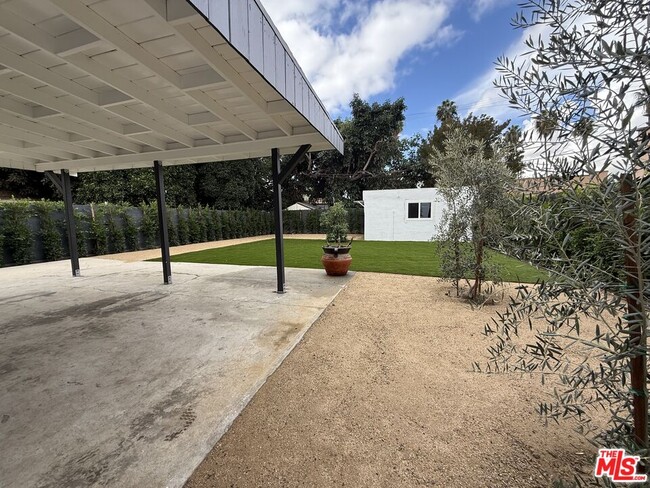 Building Photo - 3031 Virginia Rd