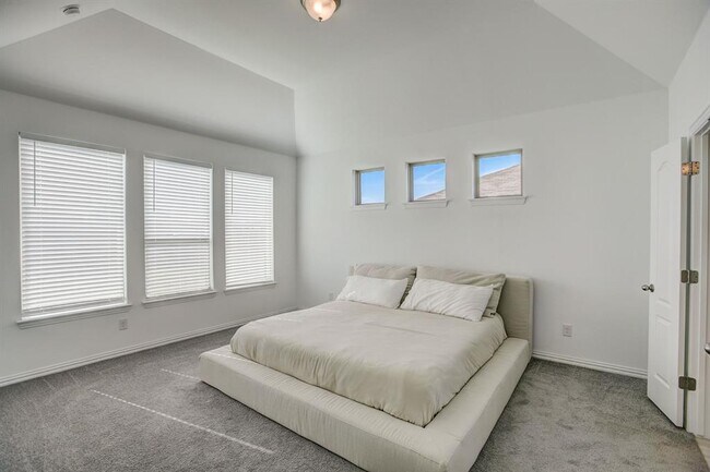 Building Photo - 308 Monteforte Rd