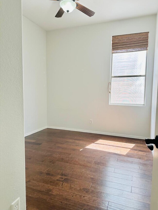 Building Photo - 21546 N 72nd Way