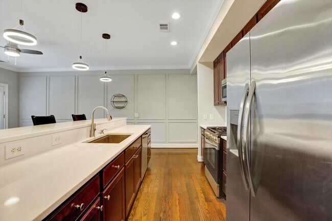 Building Photo - 2849 Jordan Oaks Ln