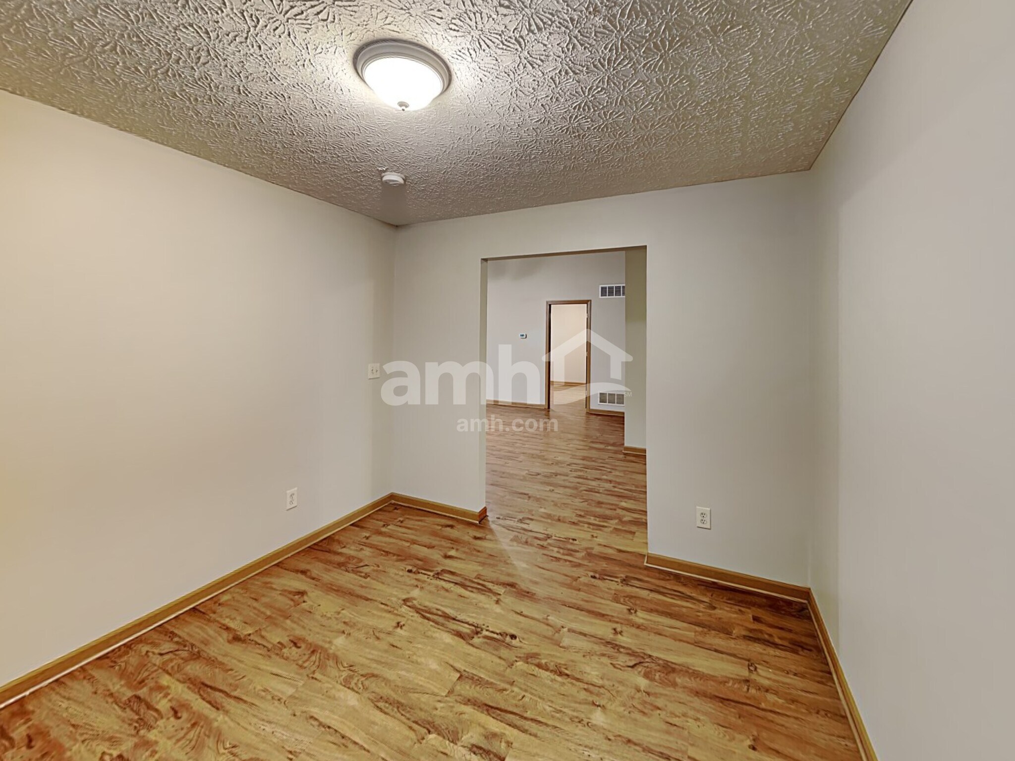 Building Photo - 2127 Staghorn Way