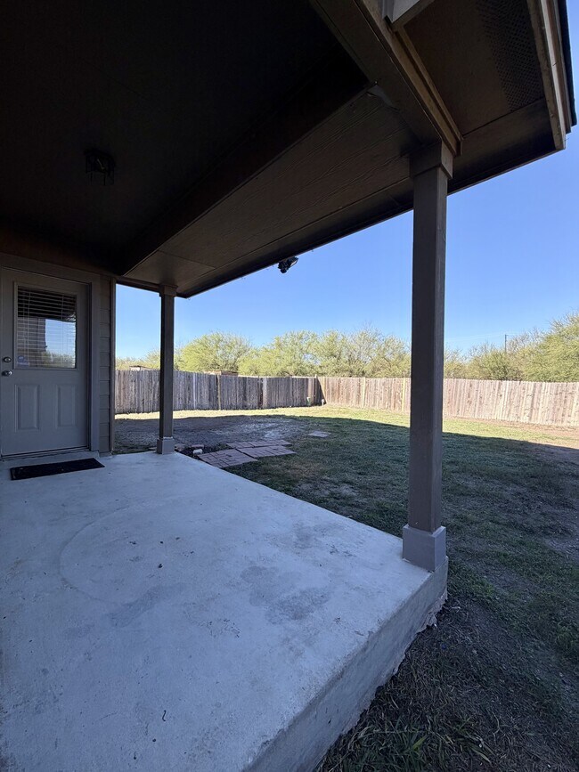 Building Photo - 7027 Fisherman Sky