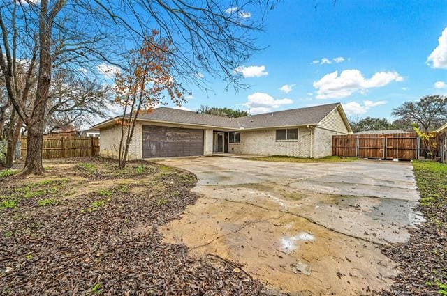 Building Photo - 4618 Bayberry Ln