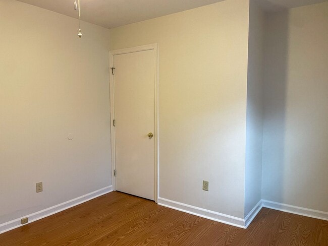 Building Photo - 238 Bull Run Dr