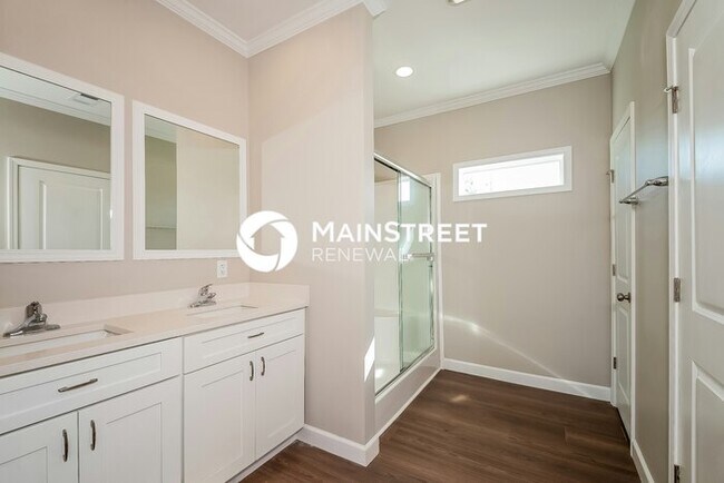 Building Photo - 3 Bedroom Pet-Friendly Home in North Port, FL with Main Street Renewal