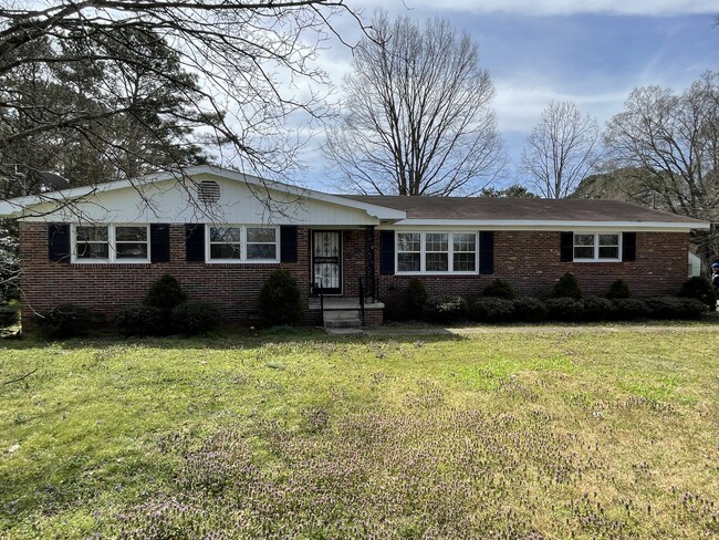Primary Photo - 8413 Old Madison Pike