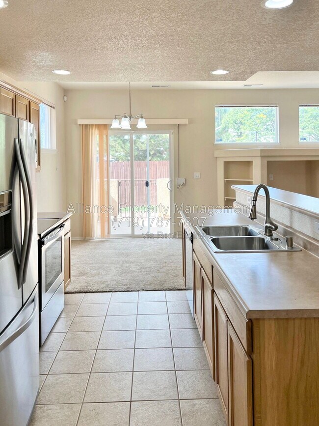 Building Photo - 3836 Packers Point