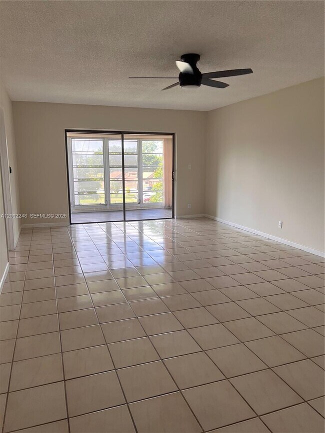 Building Photo - 8101 SW 24th Ct