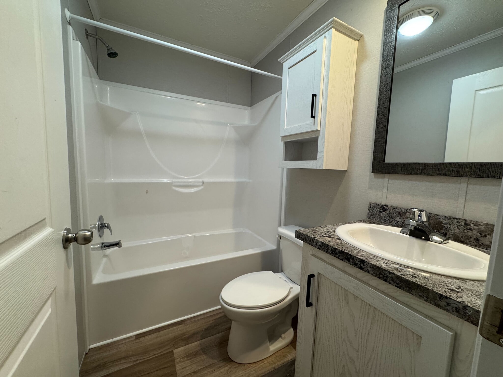 Building Photo - 2002 Heron Dr NW