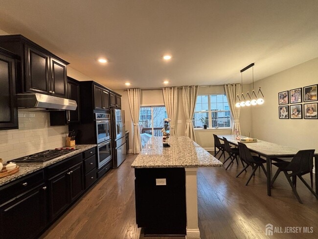 Building Photo - 1205 Hights Farm Rd N