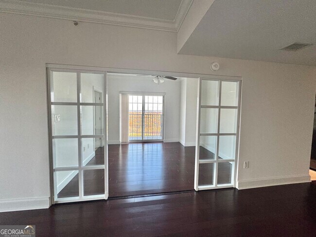 Building Photo - 195 14th St NE