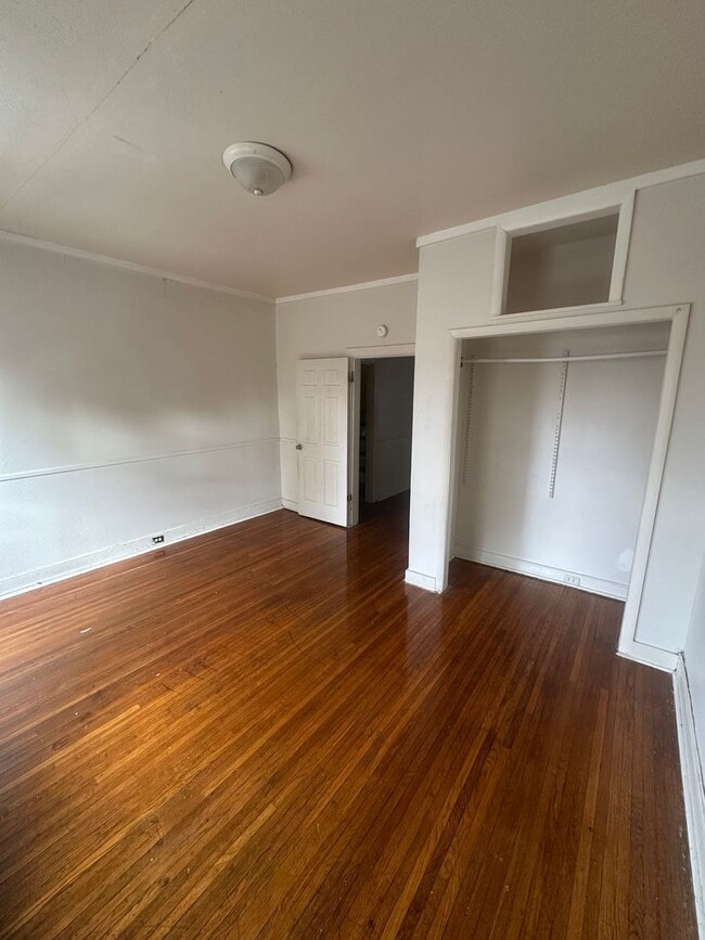 Building Photo - 731 S Beaver St