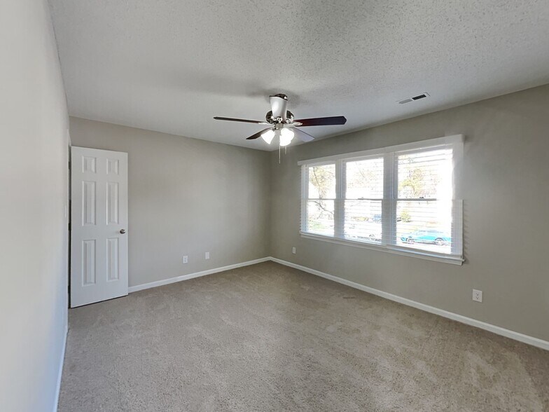 Building Photo - 3617 Abercromby Dr