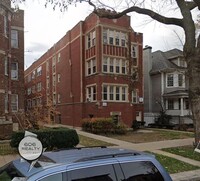 Building Photo - Andersonville Apartments!