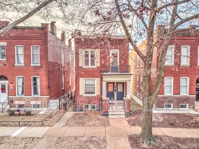Primary Photo - 2211 Indiana Ave