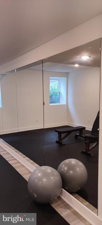 Building Photo - 812 N 16th St