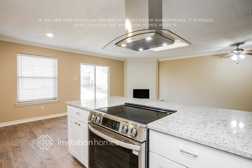 Building Photo - 5411 Vermillion Trail