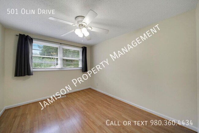 Building Photo - 501 Olin Dr