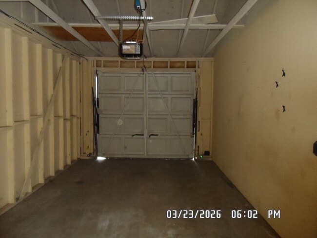 Building Photo - 0160