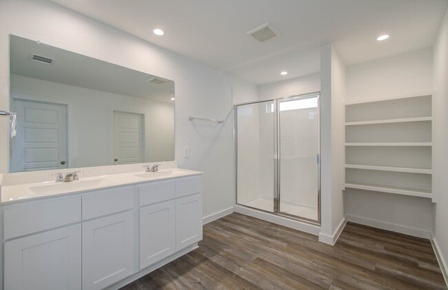 Building Photo - 1011 Perezia Ct