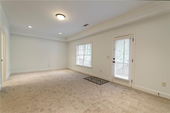 Building Photo - 145 Rose Garden Ln