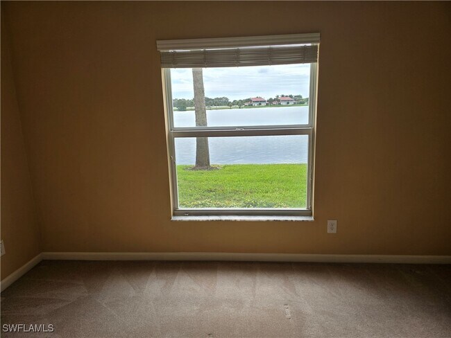 Building Photo - 25069 Peacock Ln