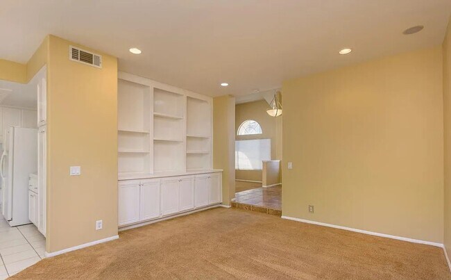 Building Photo - Oak Park 2 story cul-de-sac home