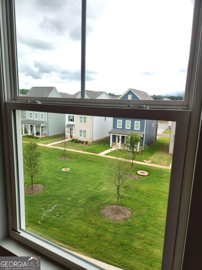 Building Photo - 821 York Aly