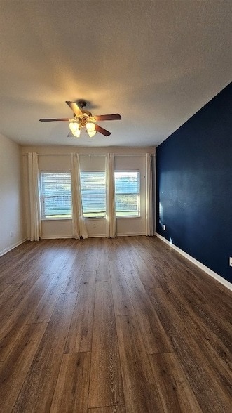 Building Photo - 9407 Herons Grove Ln