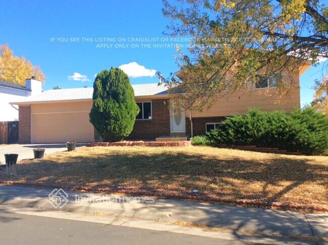 Building Photo - 2052 S Salida St