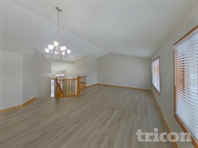 Building Photo - 1503 Palomino Trail