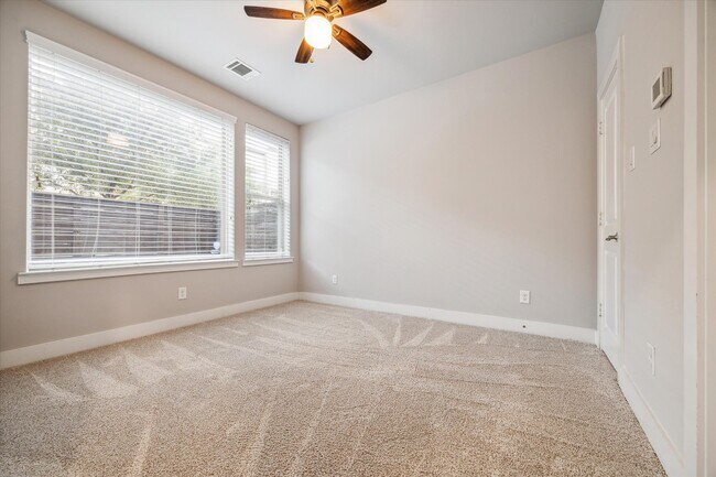 Building Photo - 4508 Cornish St