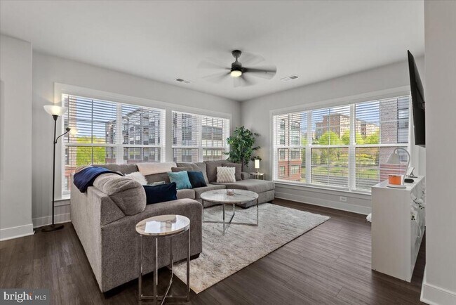 Building Photo - 106 St Ives Pl