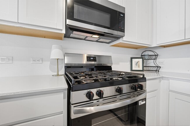 Building Photo - 26807 Rosy Shimmer Ln