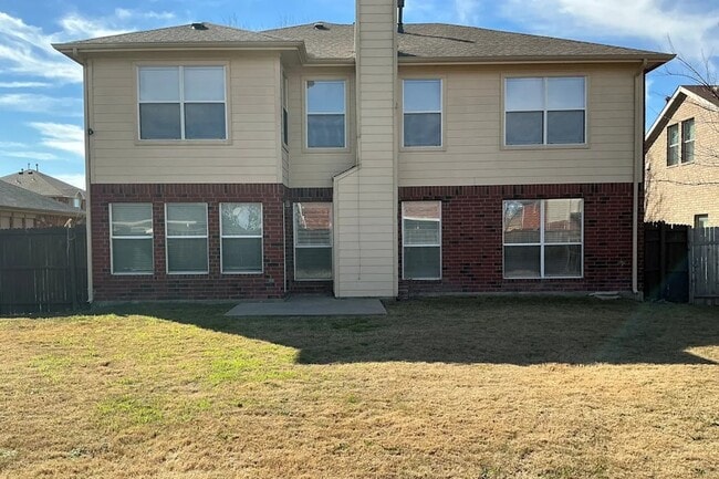 Building Photo - 120 Lightning Trl