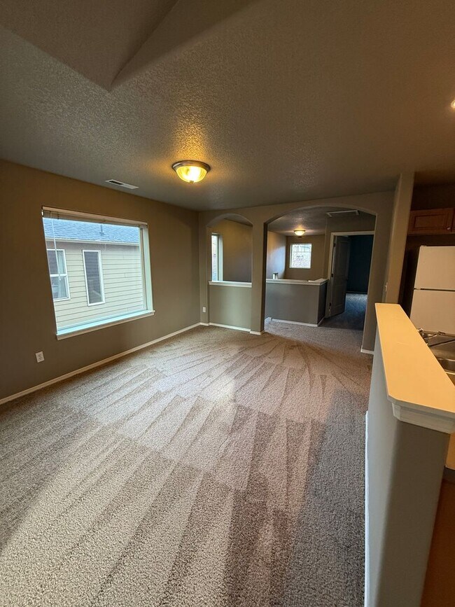 Building Photo - gar399