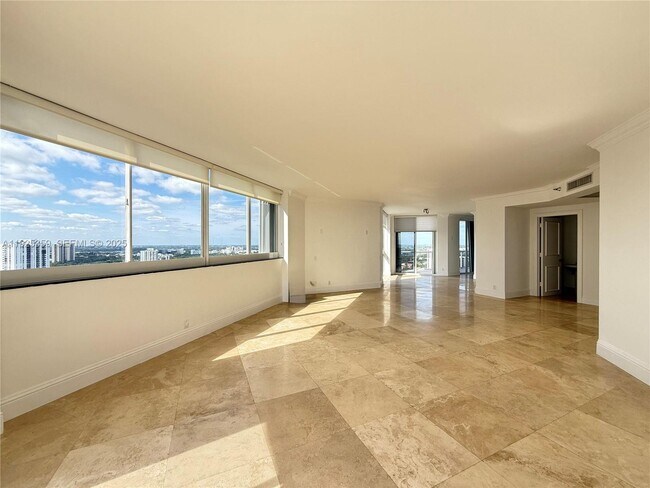 Building Photo - 3801 NE 207th St