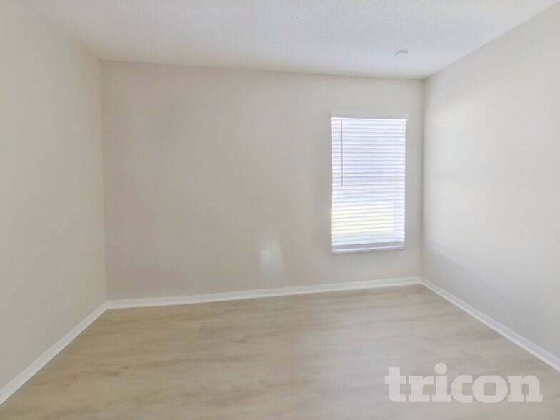 Building Photo - 1044 Darlington Ct