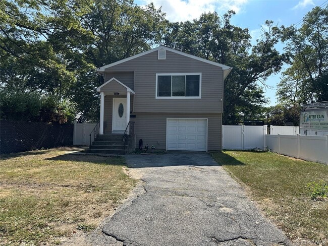 Building Photo - 9 Juniper Pl