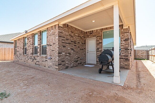 Building Photo - 2207 Matheson Dr