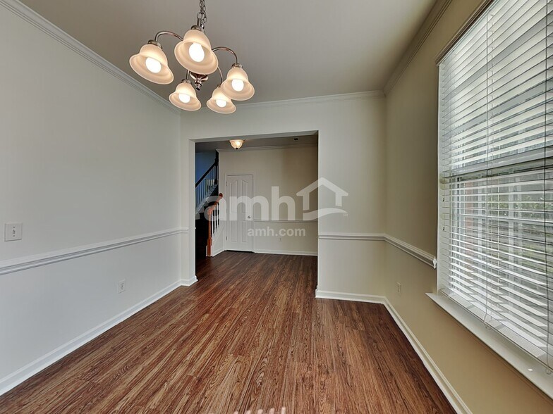 Building Photo - 2800 Meherrin Ct