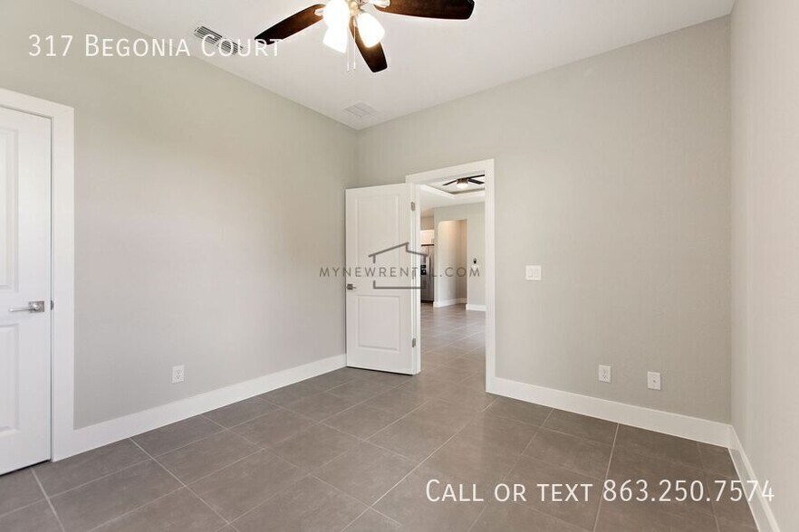 Building Photo - 317 Begonia Ct