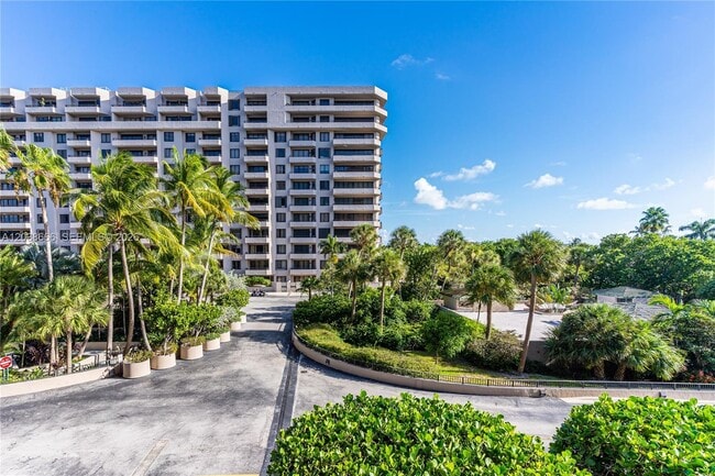 Building Photo - 251 Crandon Blvd