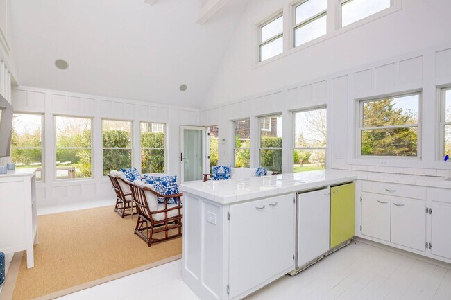 Building Photo - 36-40 Ditch Plains Rd